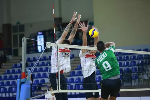 كرة طائرة.. الزمالك والأهلي يفوزان على الاتحاد والجزيرة في نهائيات الدوري